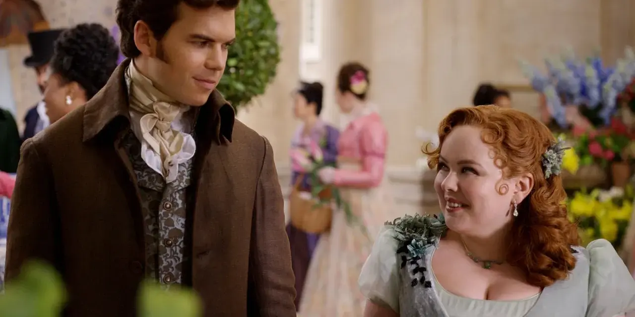 Colin und Penelope im Gespräch, ein romantischer Moment aus Bridgerton Staffel 3.