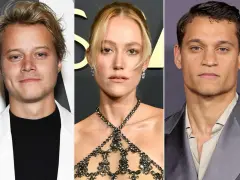 Drei Schauspieler, die an "Outer Banks" mitwirken: Rudy Pankow, Madelyn Cline und Chase Stokes. Ihre Gesichter sind einprägsam, fast wie Erinnerungen an ihn.