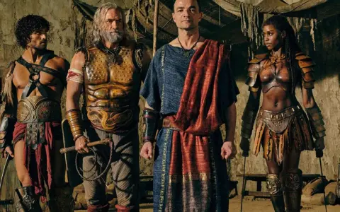 Die Besetzung von Spartacus: Ashur und seine Krieger stehen bereit.