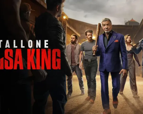Sylvester Stallone als Dwight Manfredi, der "Tulsa King", geht mit seinem Team, bereit für Staffel 4.