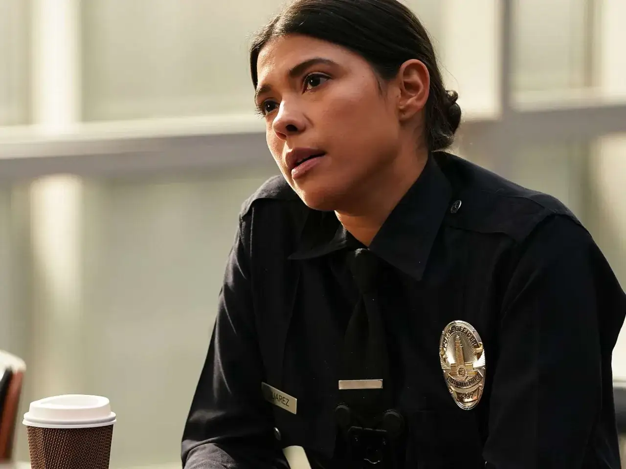 Polizistin Lopez in